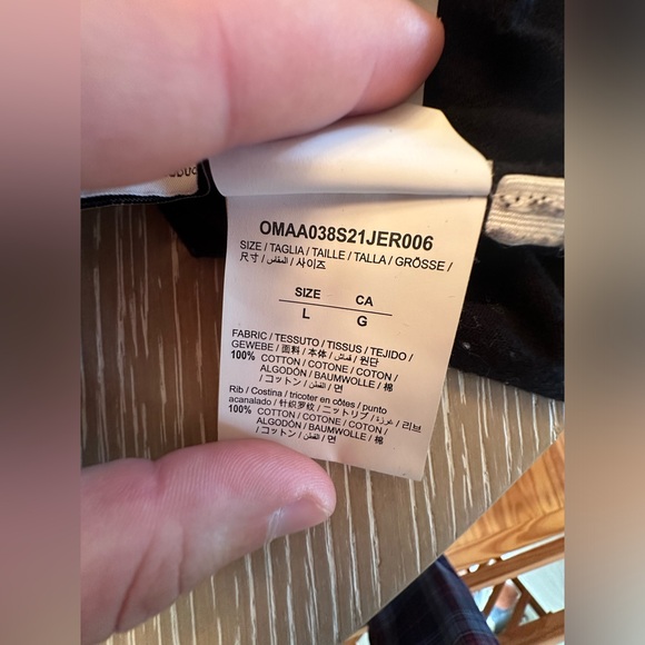 Off-White black L fits like XL - Picture 8 of 8